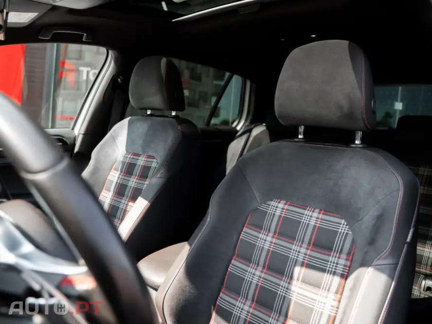 Volkswagen Golf 2.0 TSi GTi DSG Performance