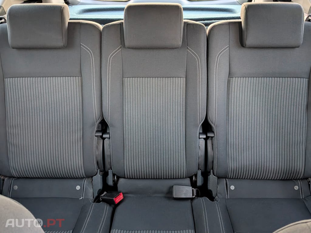 Ford Focus C-Max II 1.6 TDCi Titanium - Impecável - Oportunidade!