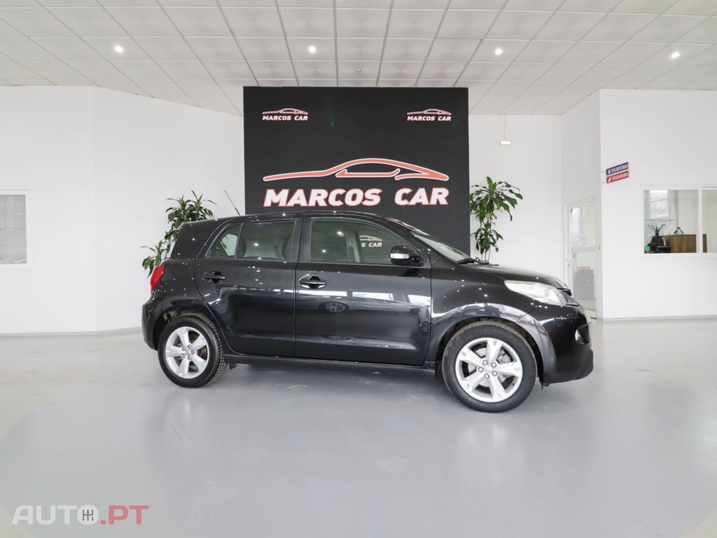 Toyota Urban Cruiser 1.4 D-4D