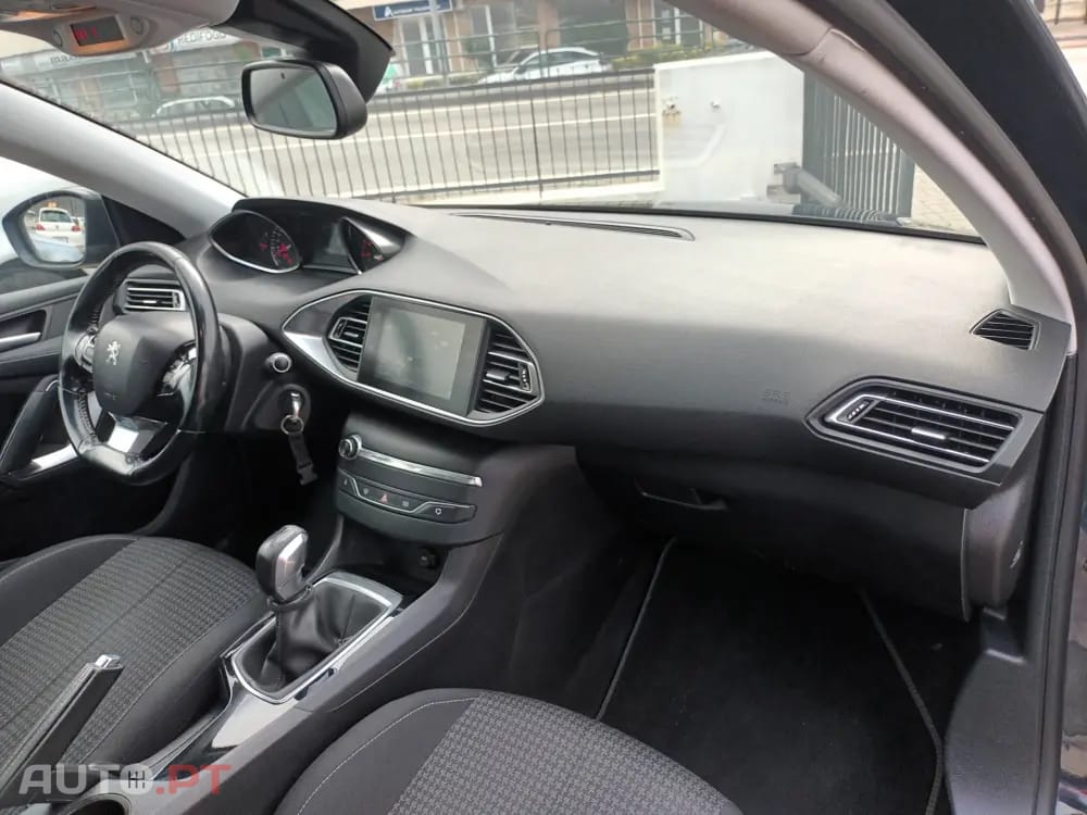 Peugeot 308 1.6 BlueHDi Style