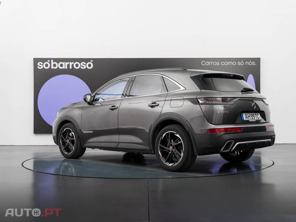 DS DS7 Crossback E-Tense Performance Line EAT8