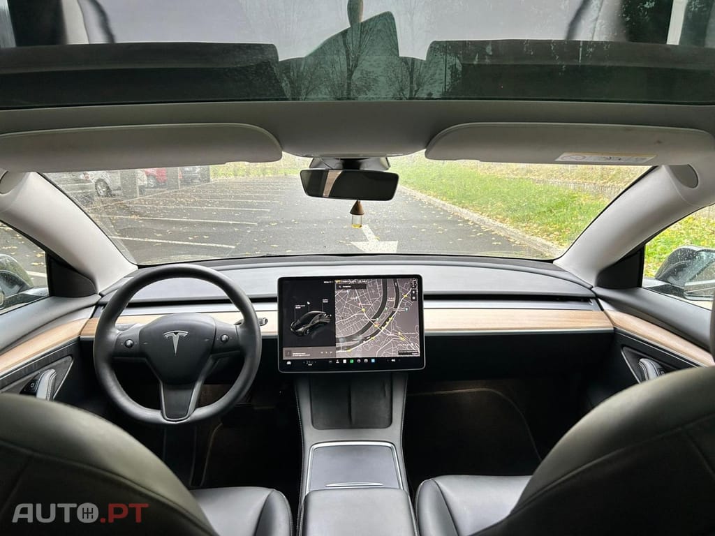 Tesla Model 3 Long Range RWD