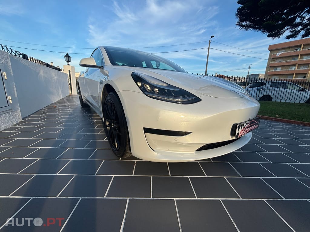 Tesla Model 3 Long Range Tração Traseira