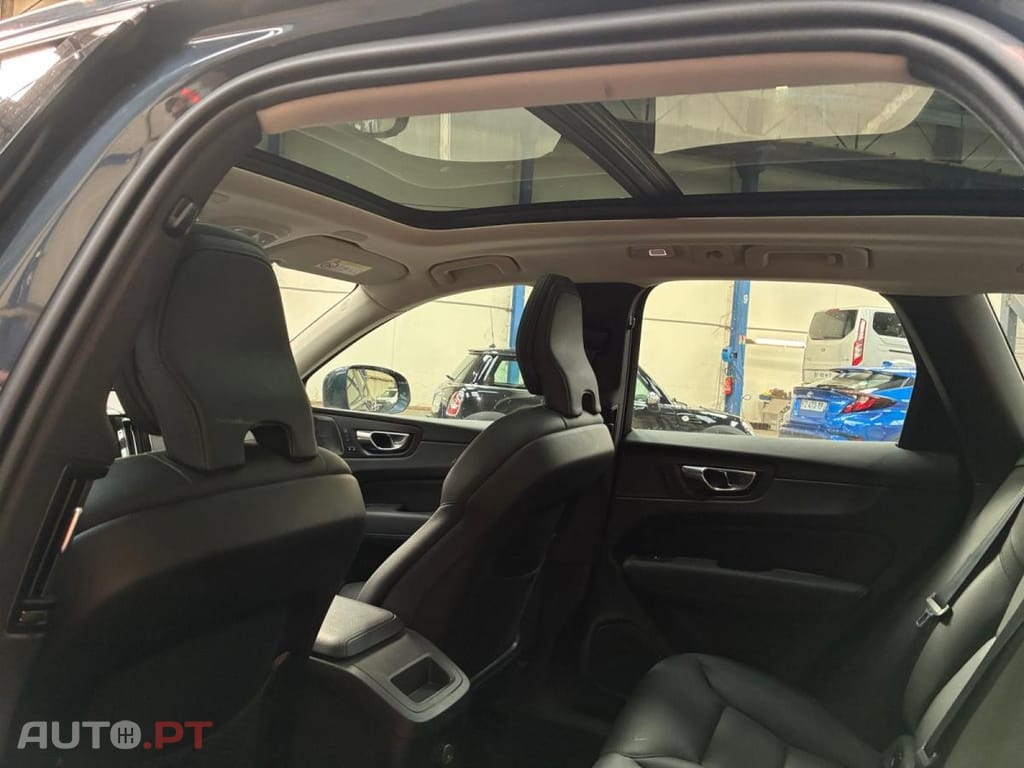 Volvo XC60 T6 Geartronic Plus Style Dark