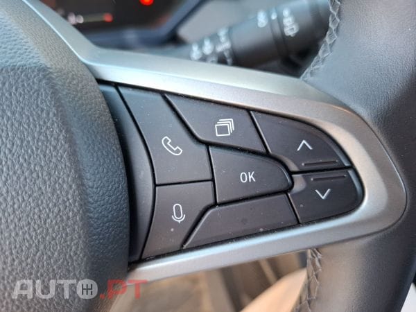 Dacia Duster 1.0 ECO-G 100 Bi-Fuel Journey — fotografia 18