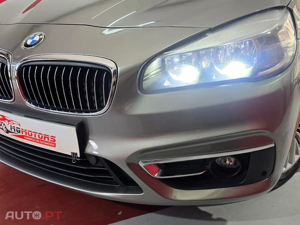 BMW 216 d Line Luxury