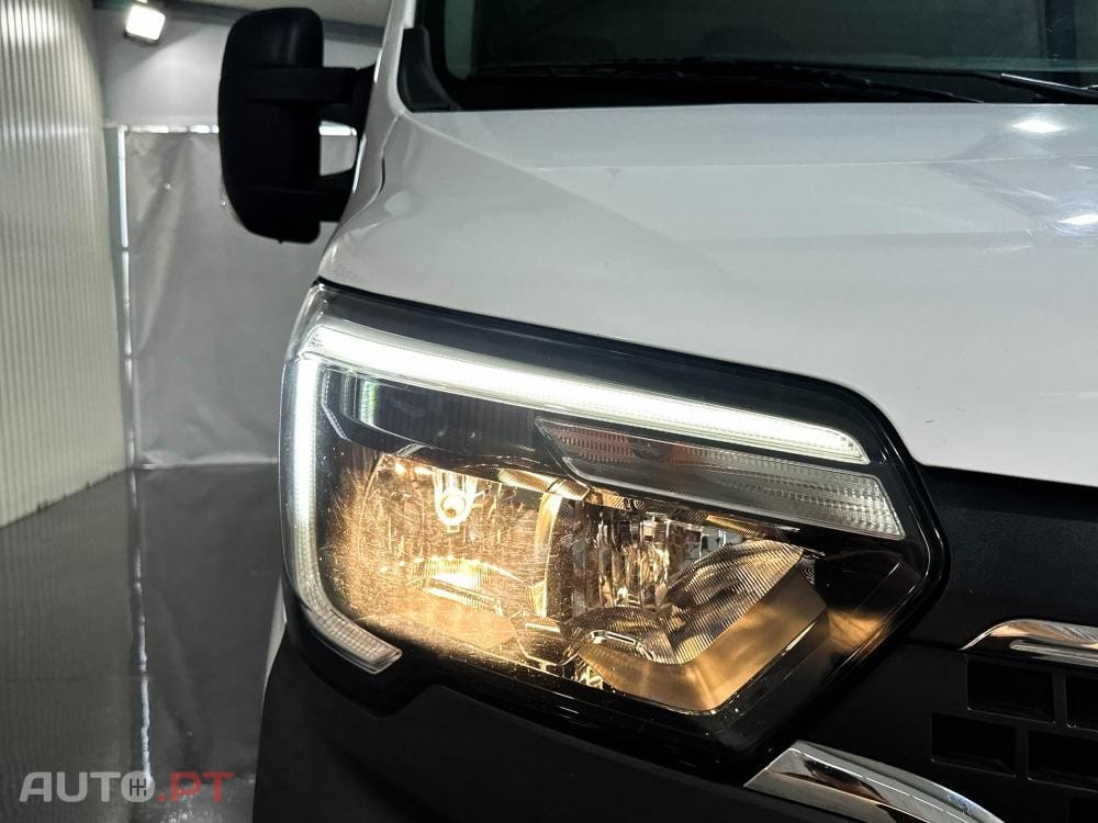 Renault Master L2H2 2.3 DCi 135cv Confort