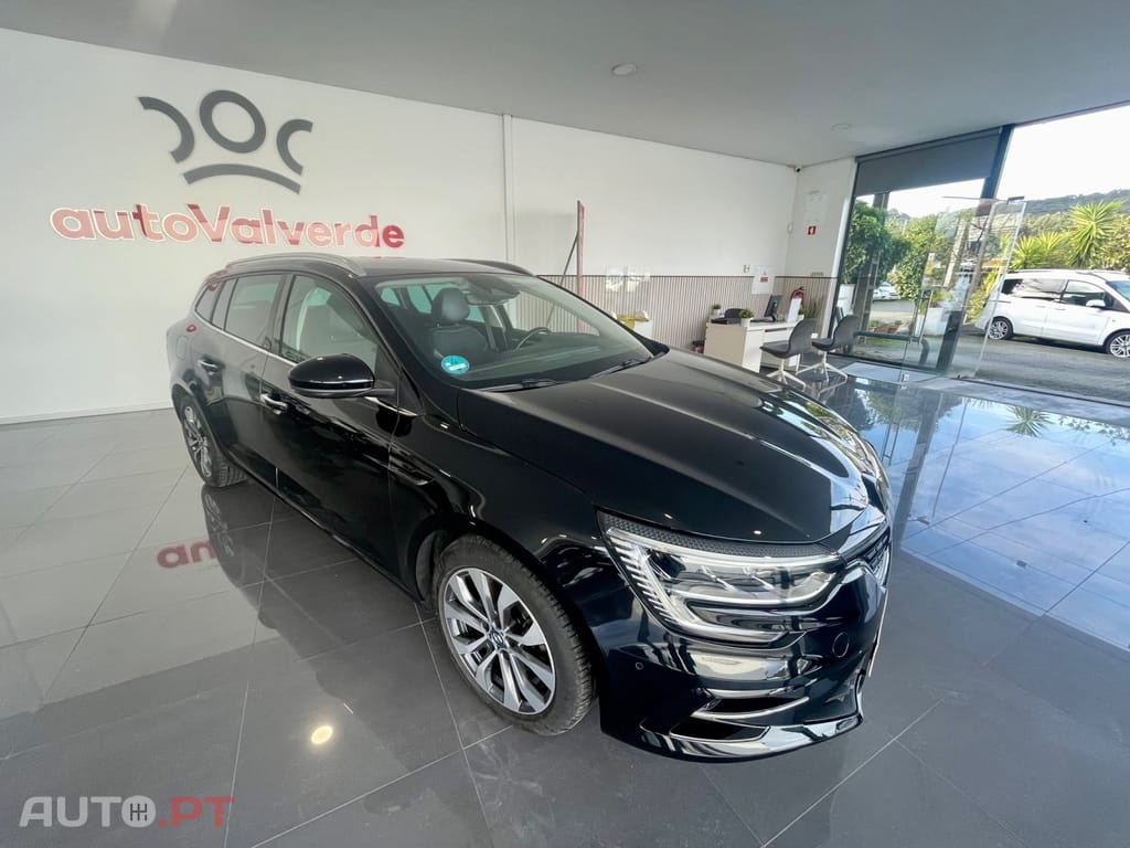 Renault Mégane Sport Tourer E-TECH Plug-in 160 INTENS