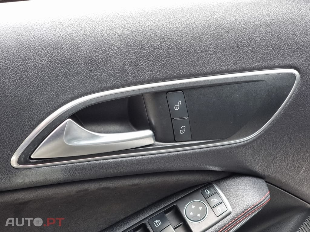 Mercedes-Benz GLA 220 CDi AMG Line 4-Matic