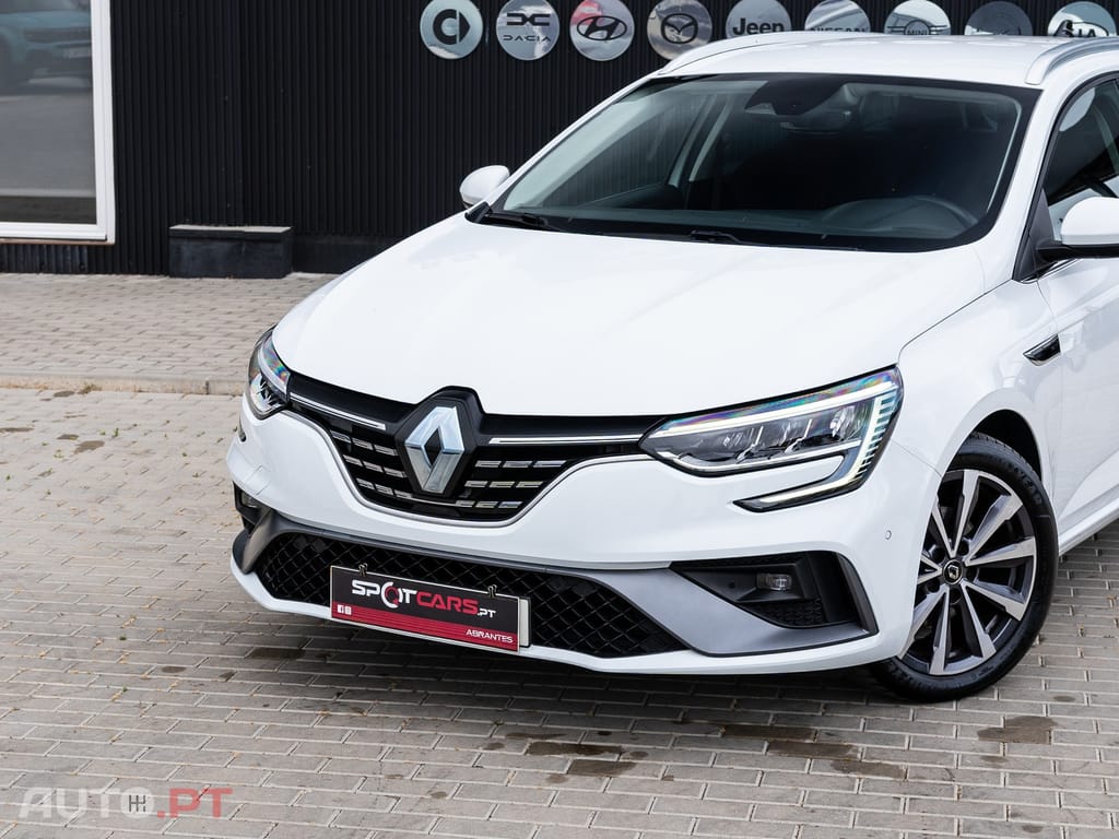 Renault Mégane Sport Tourer 1.5 Blue dCi R.S. Line