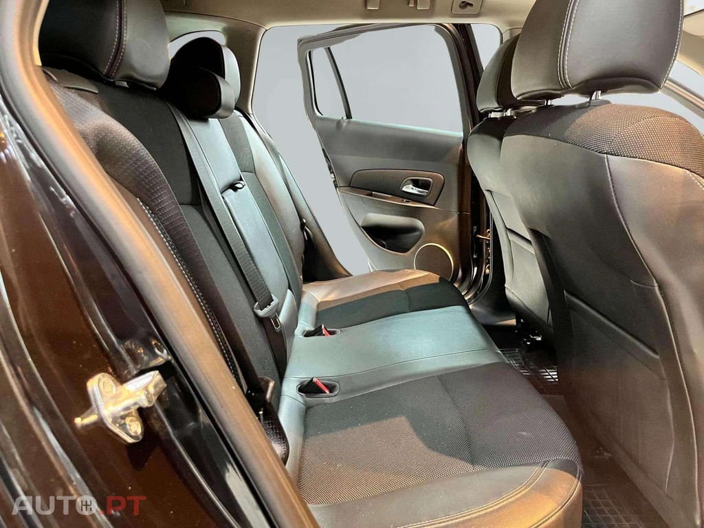 Chevrolet Cruze 1.7 Diesel LTZ