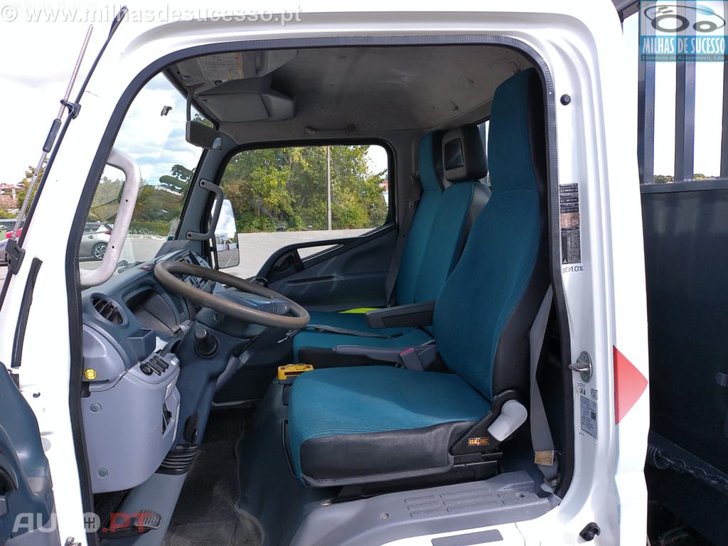 Mitsubishi Canter FUSO 3.0 Di-d (FE4P410-02)
