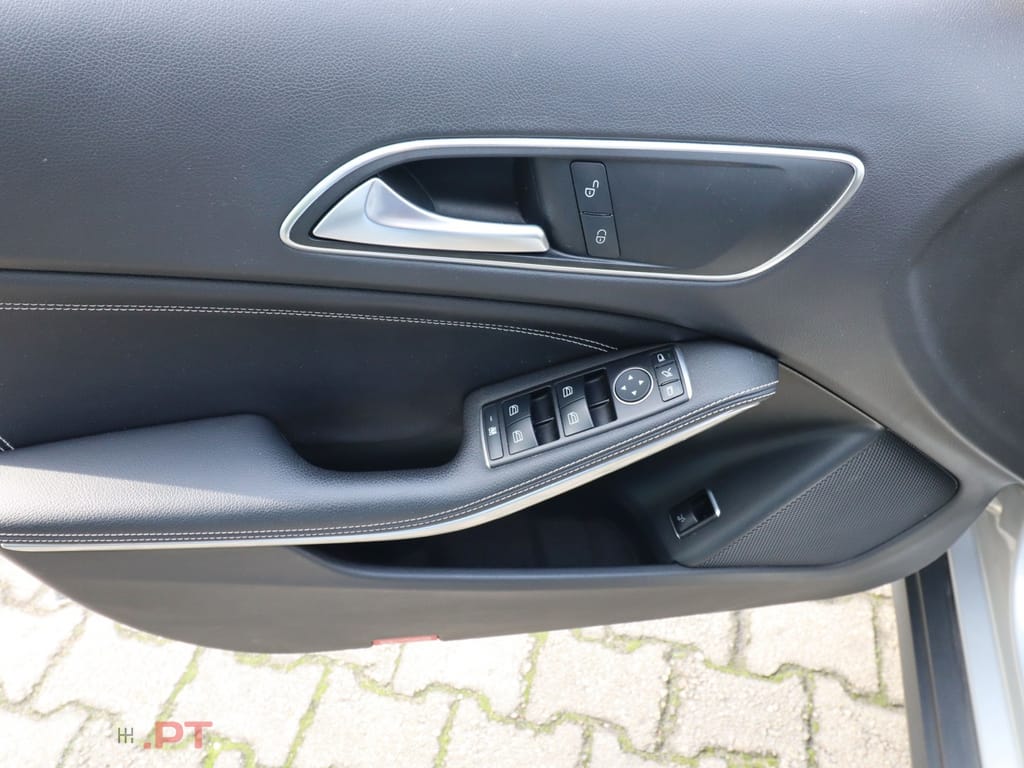 Mercedes-Benz GLA 180 (CDI) d Urban