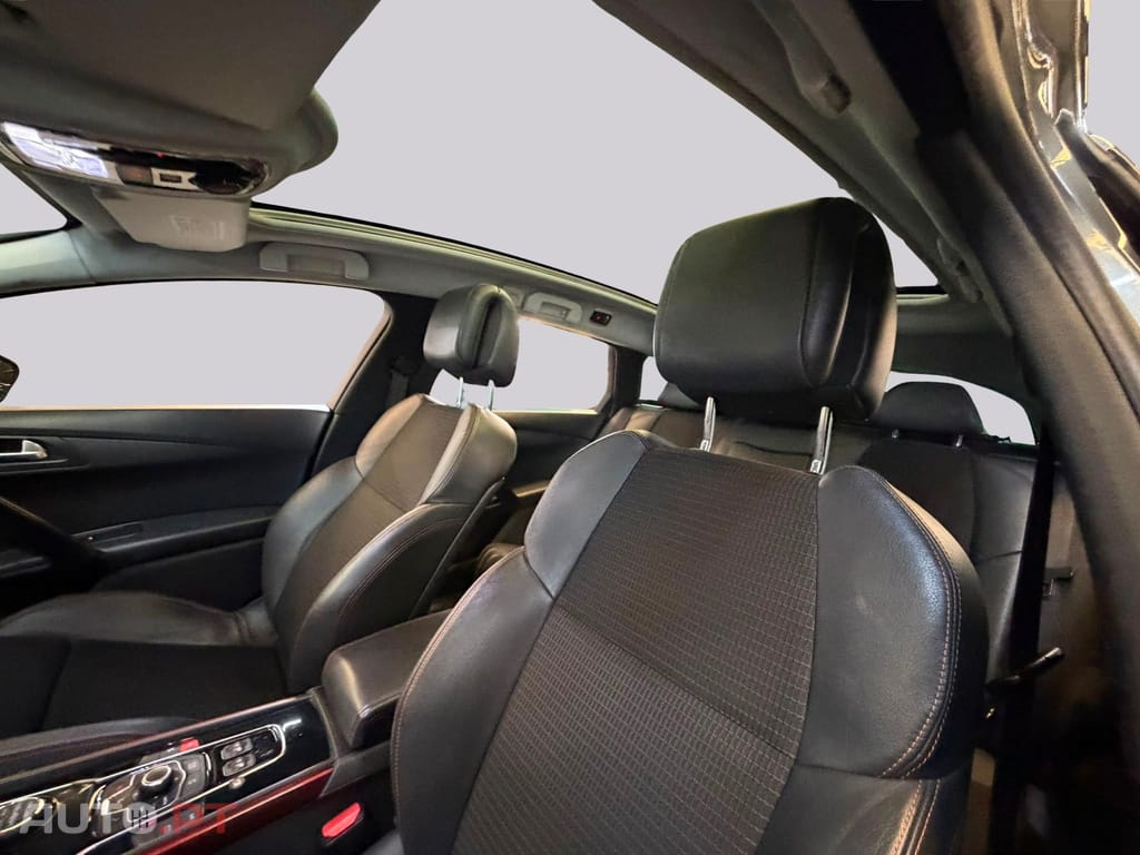 Peugeot 508 RXH 2.0 HDi Hybrid4 2-Tronic — fotografia 14