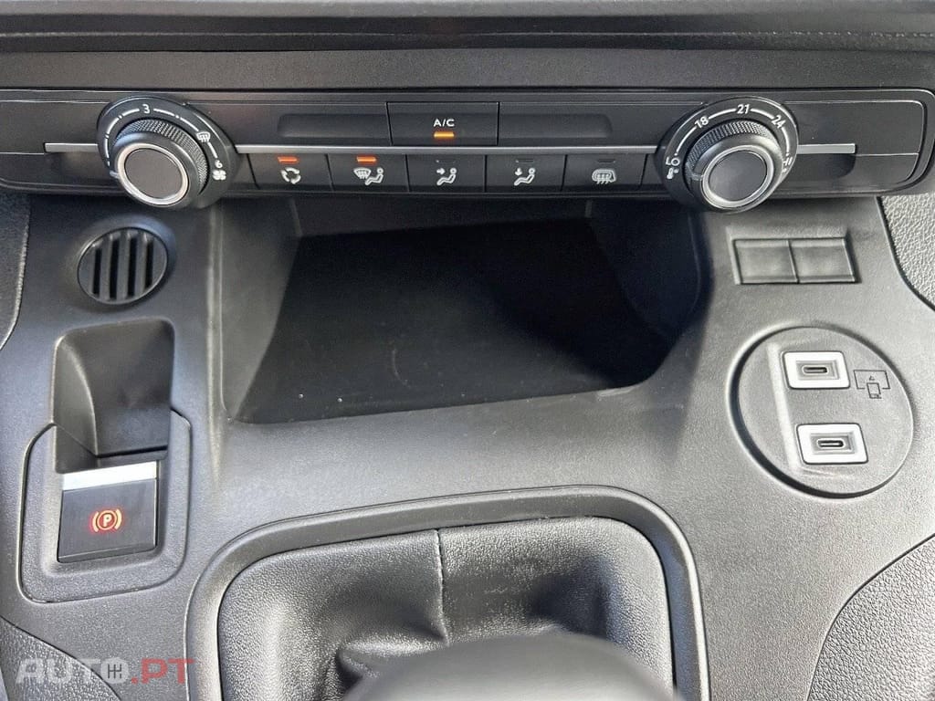 Citroen Berlingo I.V.A DEDUTÍVEL  1.5 BlueHDi 100 S&S M
