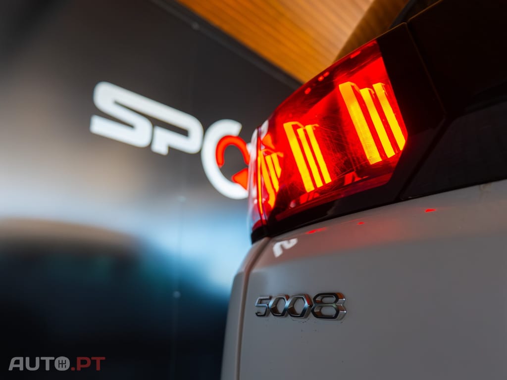 Peugeot 5008 1.2 PureTech Allure Pack EAT8