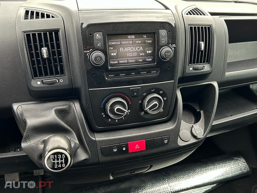 Peugeot Boxer 2.2 BlueHDi 333 L2 CD