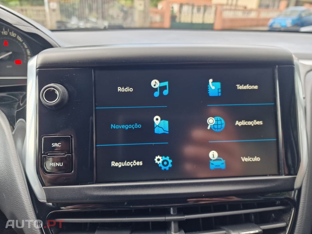 Peugeot 208 1.5 HDI STYLE