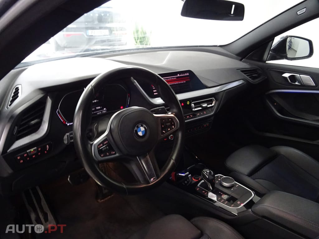 BMW 216 d Pack Desportivo M