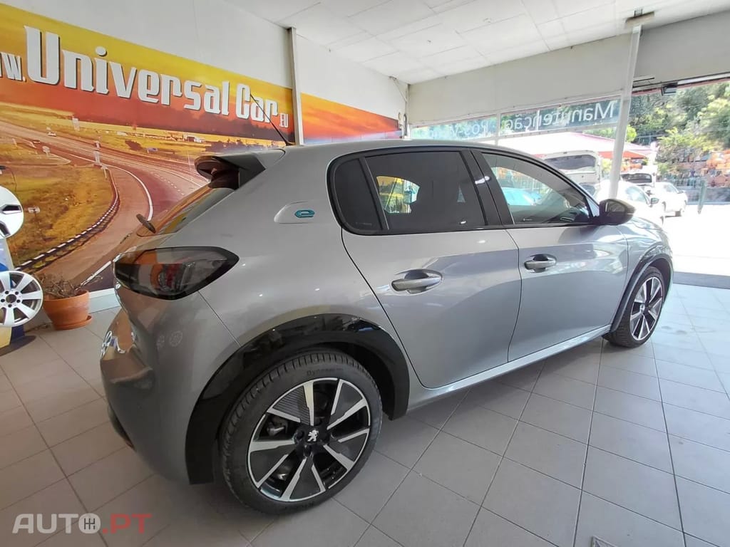 Peugeot E-208 50 kWh GT Line