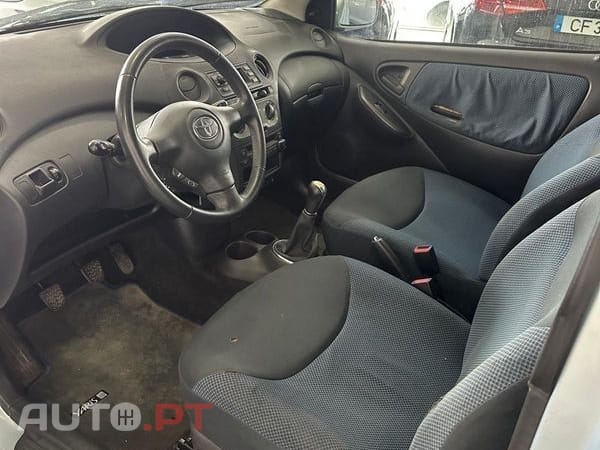 Toyota Yaris 1.3 Luna ABS+CD+AC