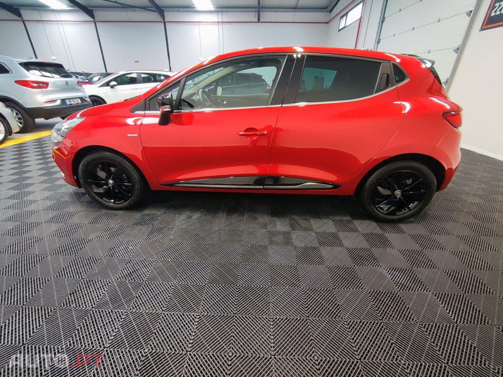 Renault Clio Limited