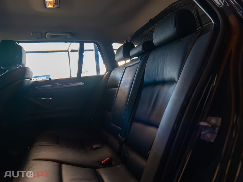 BMW 520 d Exclusive Auto 129g