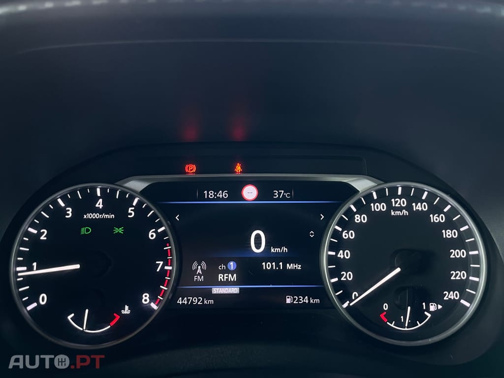 Nissan Juke 1.0 DIG-T Kiiro