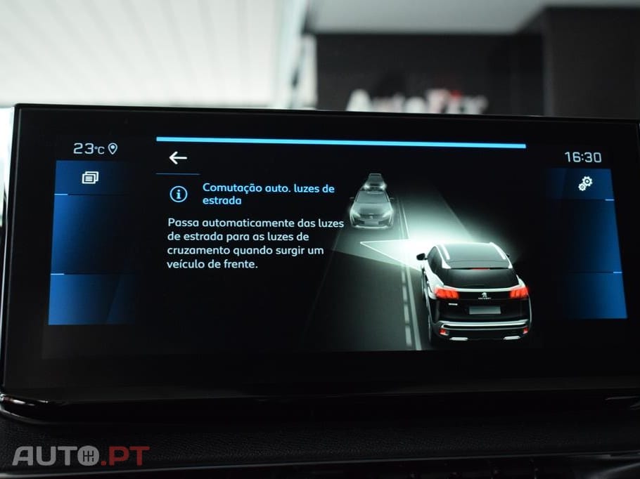 Peugeot 3008 1.5 BlueHDi ALLURE 130 CV