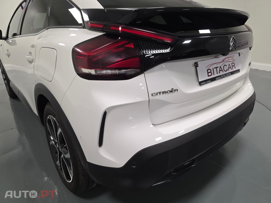 Citroën e-C4 50 kWh Shine — fotografia 32