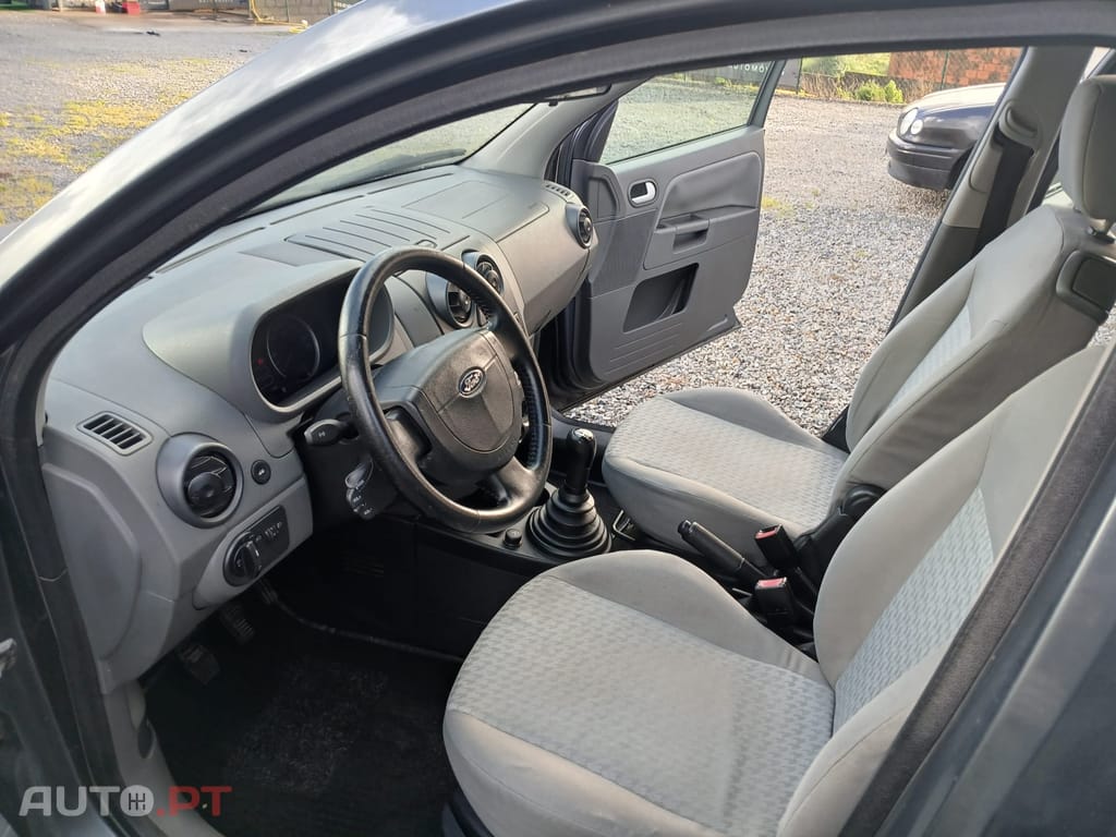 Ford Fusion 1.4 TDCI