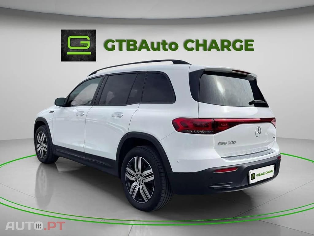 Mercedes-Benz EQB 300 4MATIC PROGRESSIVE I.V.A DEDUTÍVEL