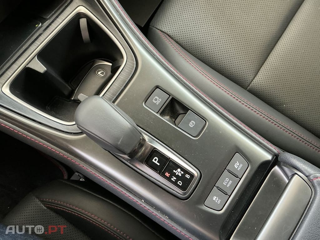 Lexus LBX 1.5 Hybrid Elegant