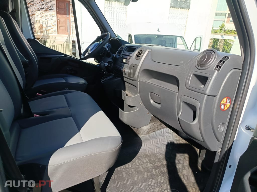 Renault Master 2.3 DCI 130cv L2H2