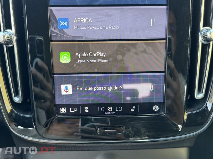 Volvo XC40 2.0 B3 Plus Dark