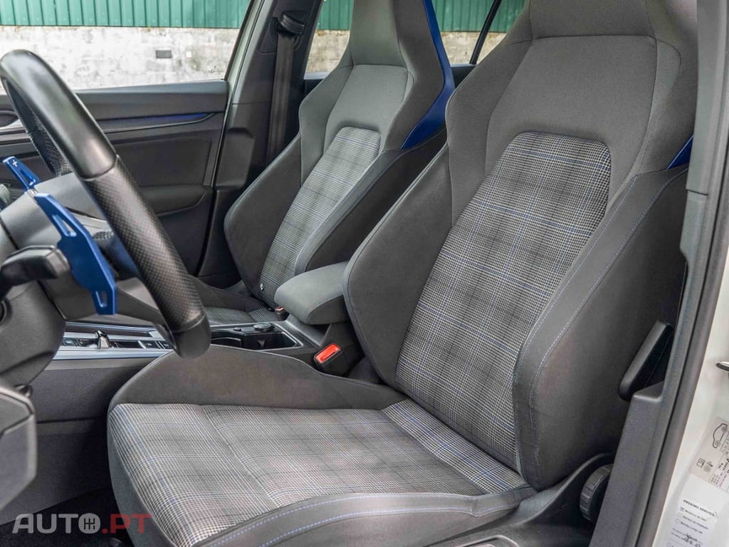 Volkswagen Golf 1.4 eHybrid OPF DSG GTE