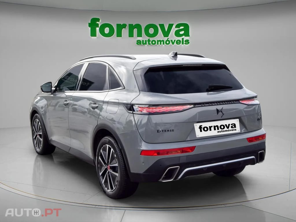 DS DS7 E-Tense Performance Line