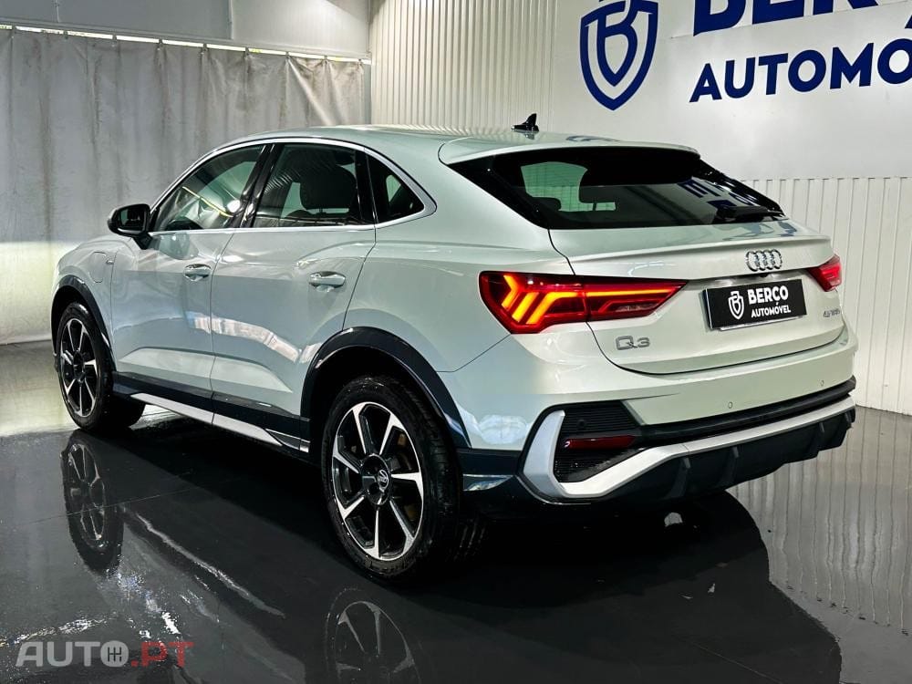 Audi Q3 45 TFSIe S line S tronic