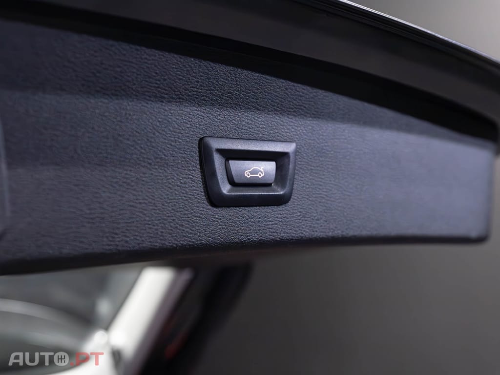 BMW X1 25 e xDrive Corporate Edition