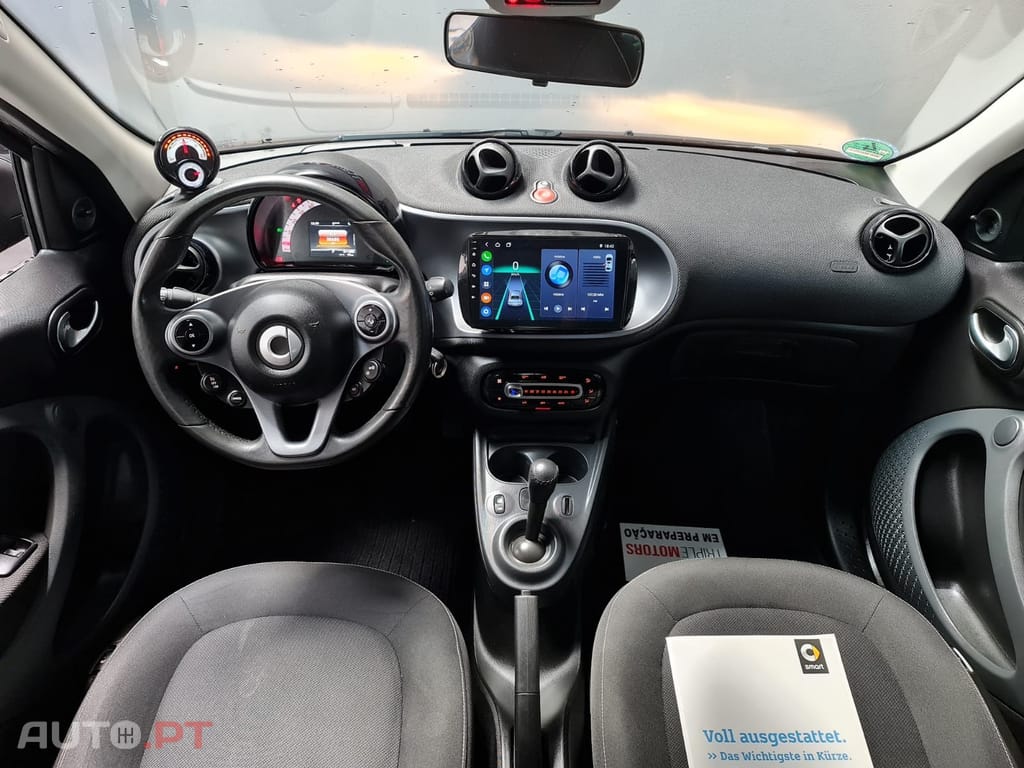 Smart ForFour Outro