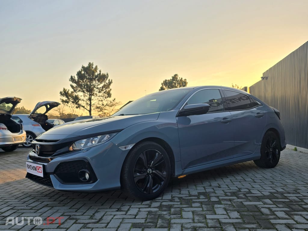 Honda Civic 1.0 ELEGANCE NAV