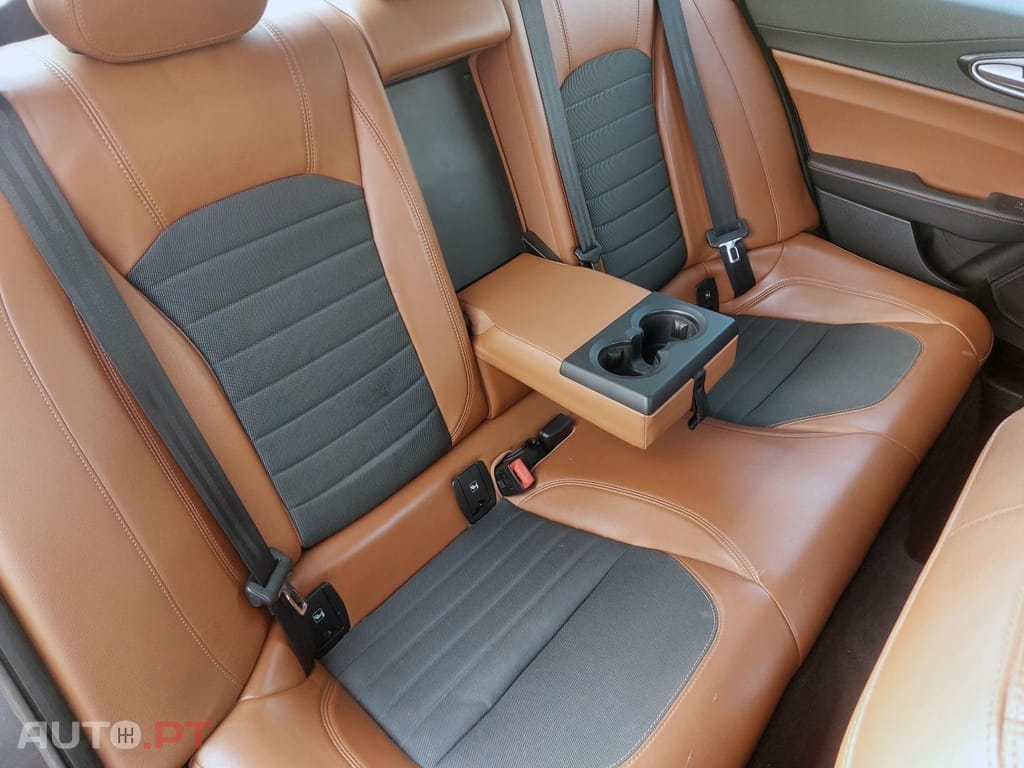 Alfa Romeo Giulia 2.2 D 