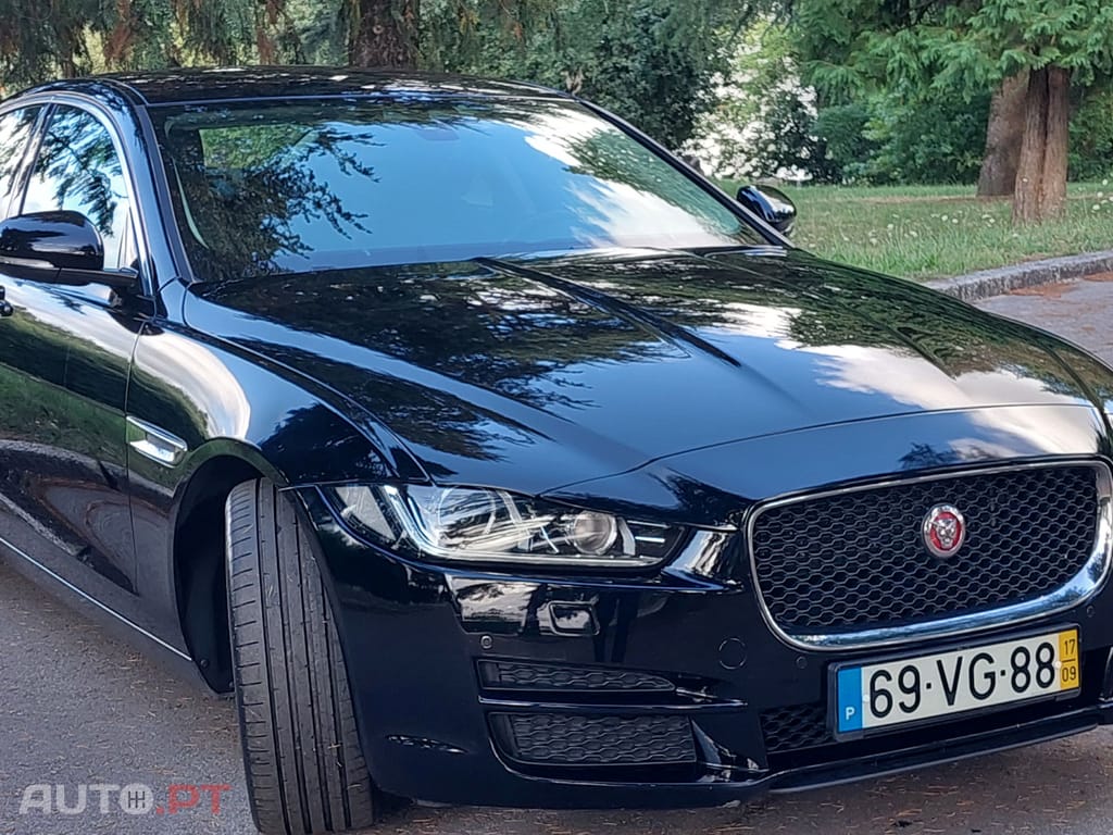 Jaguar XE Prestige