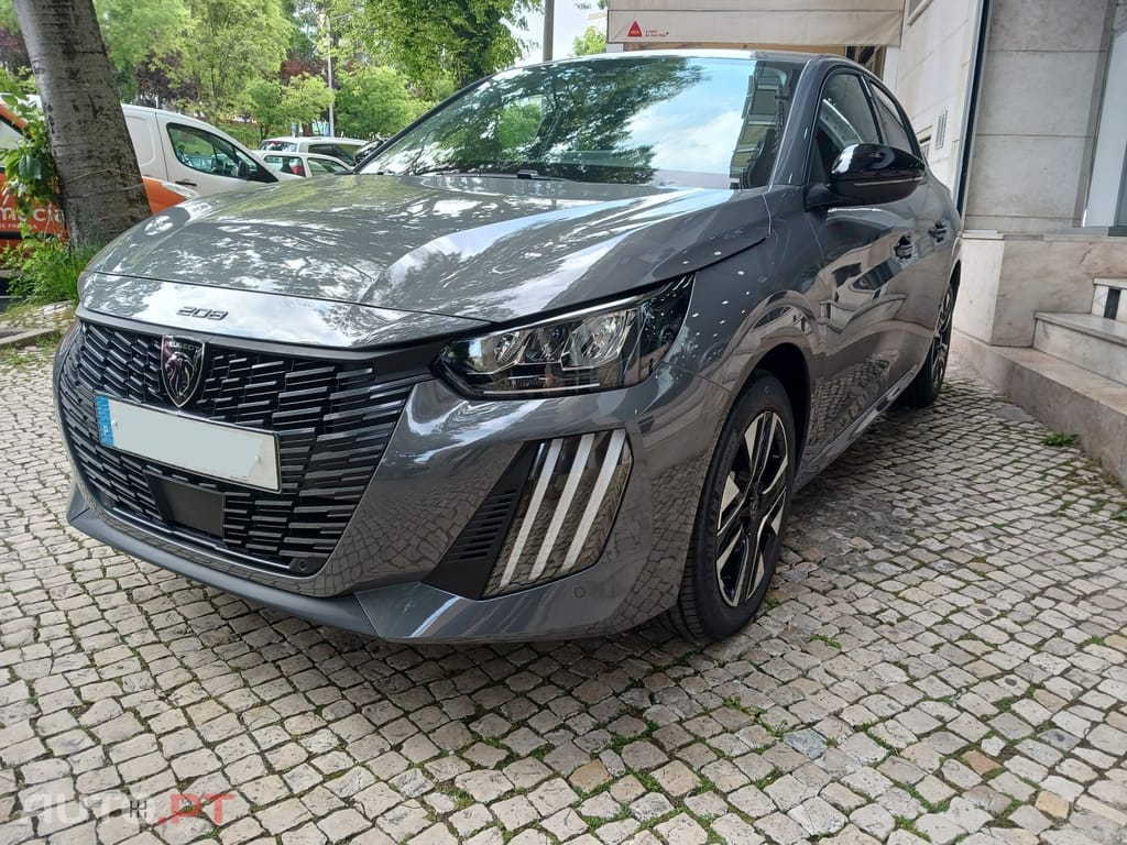 Peugeot 208 1.2 Hybrid Allure e-DCS6