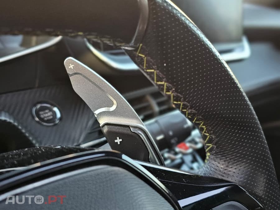 Peugeot 2008 1.2 PureTech GT Pack EAT8