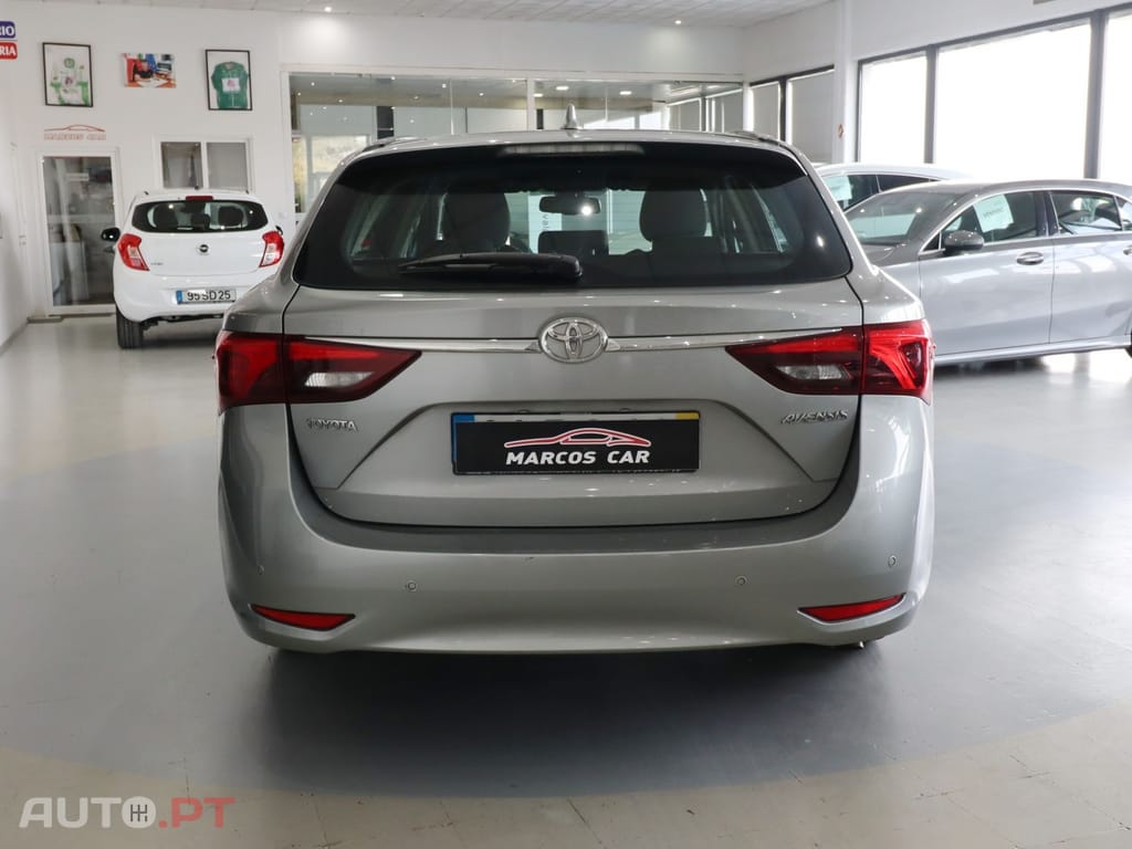 Toyota Avensis Touring Sports 1.6 D-4D Comfort