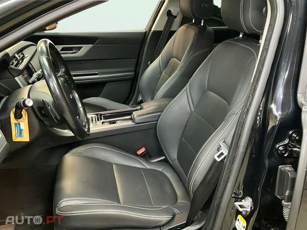 Jaguar XF 2.0 D Pure Aut.
