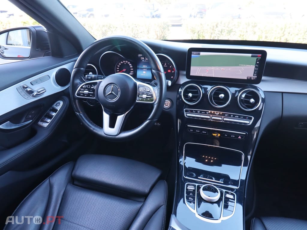 Mercedes-Benz C 300 de AMG Line
