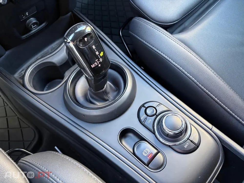 MINI Countryman Cooper D Premium Classic Auto