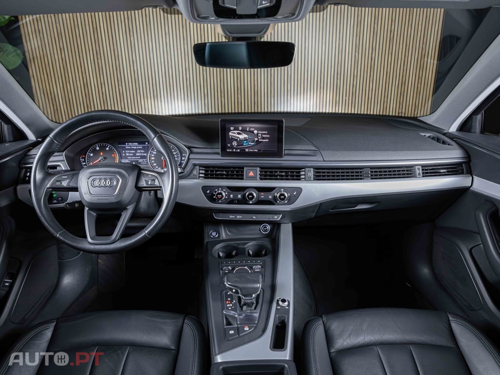 Audi A4 Avant 2.0 TDI Look RS4